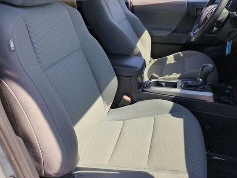 Used 2021 Toyota Tacoma SR5 image 37