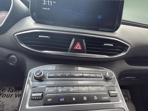 Used 2021 Hyundai Santa Fe Limited image 22