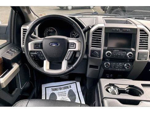 Used 2015 Ford F150 Lariat w/ Equipment Group 501A Mid image 5