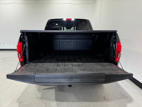 Used 2017 Ford F150 Lariat w/ Equipment Group 502A Luxury AWD/4WD image 24