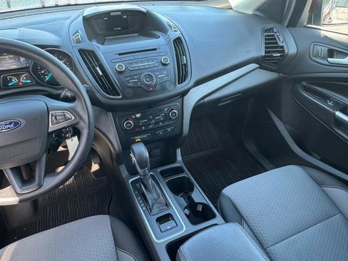 Used 2018 Ford Escape SE image 11