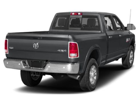 Used 2018 RAM 2500 Laramie w/ Sport Appearance Group AWD/4WD image 5