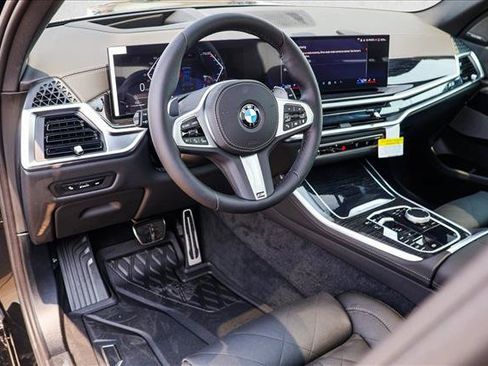 Used 2026 BMW X5 xDrive40i w/ M Sport Package AWD/4WD image 10