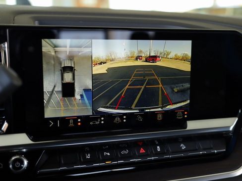 New 2026 GMC Sierra 2500 SLT w/ SLT Premium Package image 16