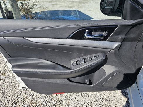 Used 2017 Nissan Maxima 3.5 S image 16