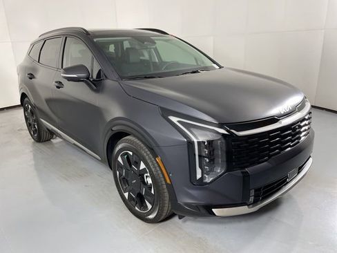 New 2026 Kia Sportage SX image 2