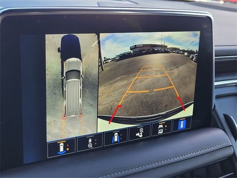 Used 2024 Chevrolet Tahoe Z71 w/ Luxury Package image 16