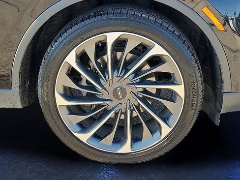 Used 2020 Lincoln Aviator Reserve w/ Equipment Group 202A AWD/4WD image 7