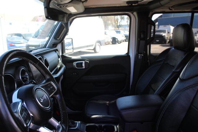 Used 2023 Jeep Wrangler Unlimited Sahara w/ Cold Weather Group AWD/4WD image 52