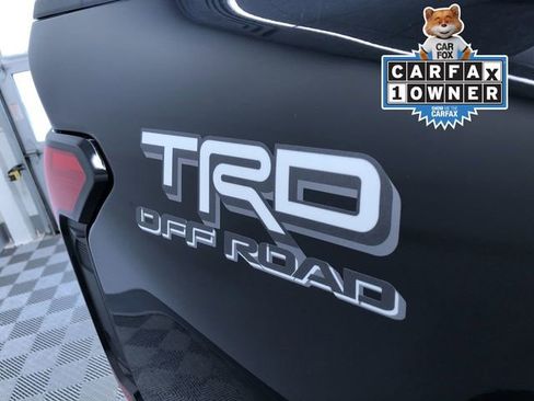 Certified 2025 Toyota Tacoma TRD Off-Road image 7