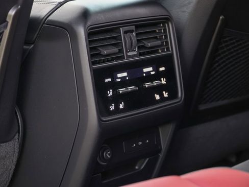 Certified 2025 Porsche Cayenne S AWD/4WD image 45
