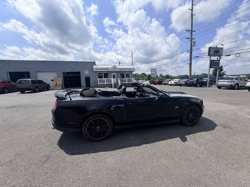 Used 2010 Ford Mustang GT Premium RWD image 10