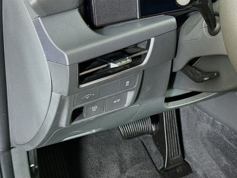 Used 2025 Hyundai Sonata SEL FWD image 17