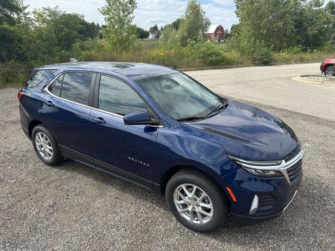 Used 2022 Chevrolet Equinox LT AWD/4WD image 28