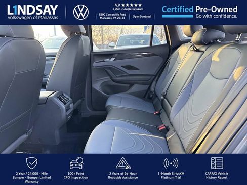 Certified 2025 Volkswagen Tiguan SE R-Line image 11