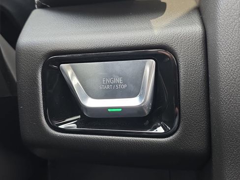 New 2026 GMC Yukon Denali w/ Sun & Power Step Package image 22