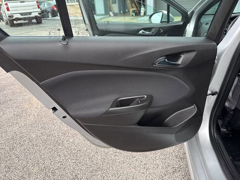 Used 2017 Chevrolet Cruze LT w/ Sun And Sound Package image 12