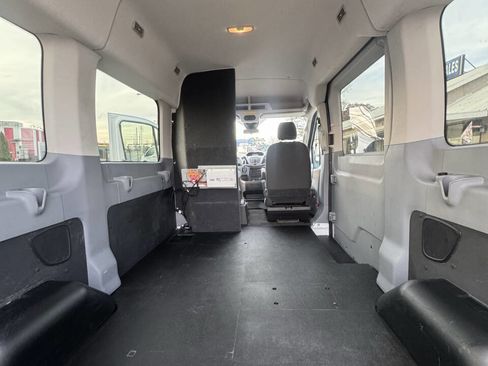 Used 2016 Ford Transit 150 XLT image 16