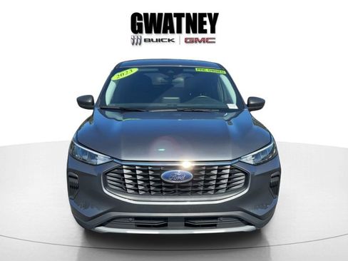 Used 2023 Ford Escape Active w/ Cold Weather Package image 2