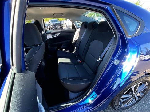 Used 2023 Kia Forte LXS w/ LXS Technology Package FWD image 20