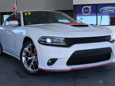 Used 2019 Dodge Charger GT w/ Plus Group image 2