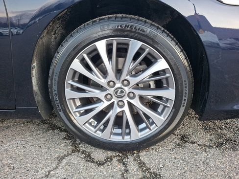 Certified 2019 Lexus ES 350 image 9