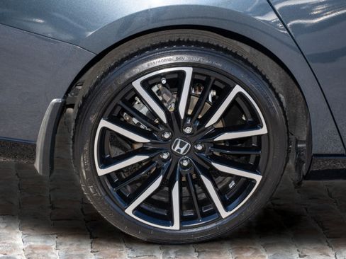 Certified 2025 Honda Accord Touring image 42