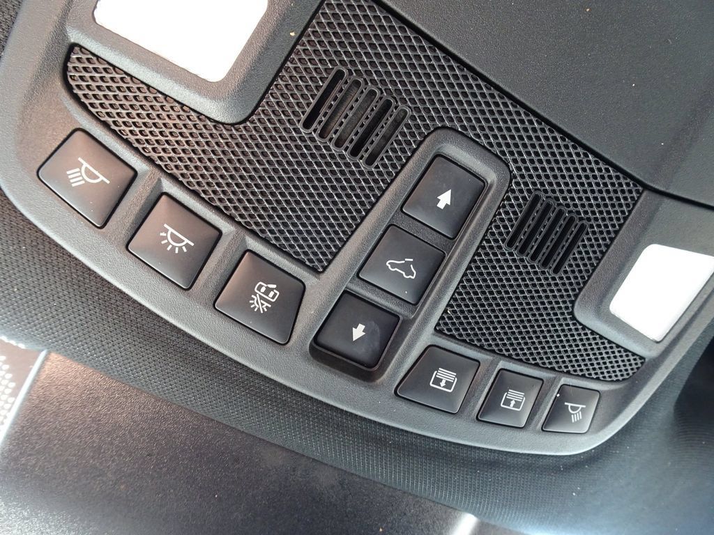 Used 2021 Ford Expedition XLT AWD/4WD image 27