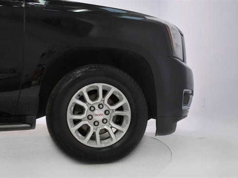 Used 2020 GMC Yukon XL SLT w/ Open Road Package image 8