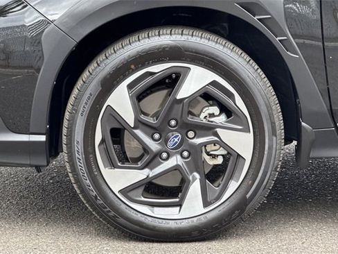 Used 2025 Subaru Crosstrek 2.5i Limited w/ Popular Package #4A image 32