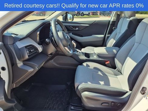 Used 2025 Subaru Outback Premium w/ Popular Package #1A AWD/4WD image 7