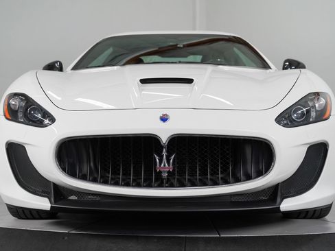 Used 2014 Maserati GranTurismo Coupe RWD image 15