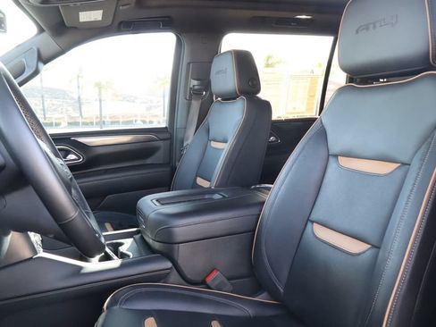 Used 2023 GMC Yukon XL AT4 w/ Max Trailering Package AWD/4WD image 18