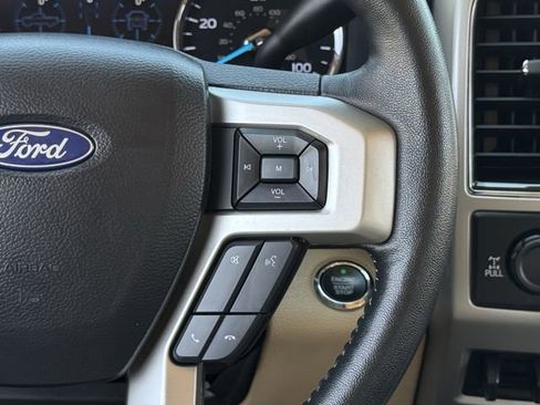 Certified 2020 Ford F250 Lariat w/ Lariat Ultimate Package AWD/4WD image 15