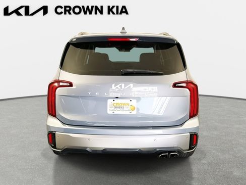 Certified 2025 Kia Telluride S image 6
