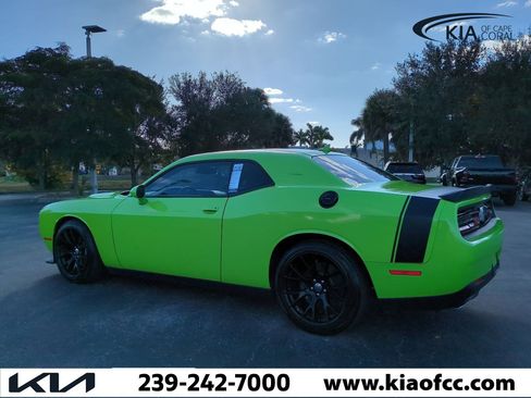 Used 2015 Dodge Challenger R/T Scat Pack w/ Leather Interior Group image 7
