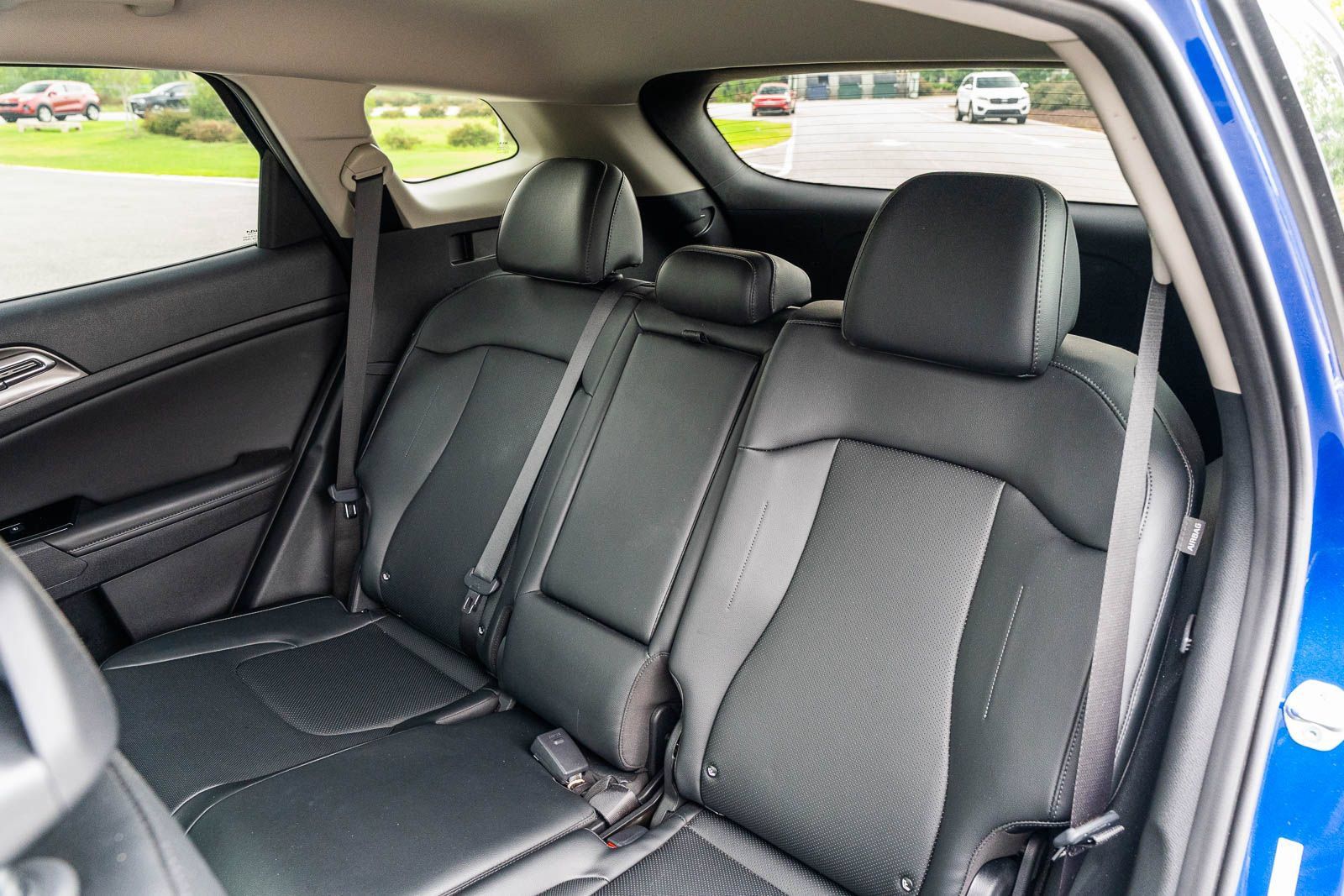 Used 2024 Kia Sportage EX FWD image 18