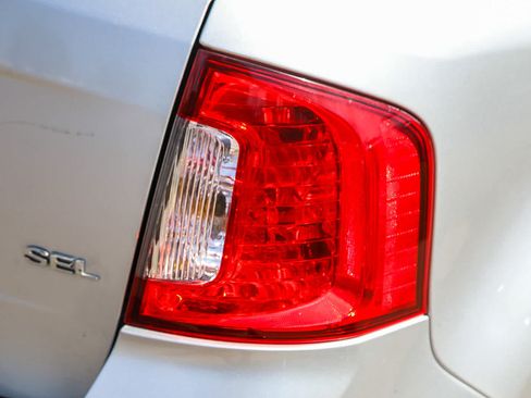 Used 2011 Ford Edge SEL w/ 202A Rapid Spec Order Code FWD image 12
