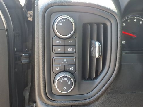 Used 2021 Chevrolet Silverado 1500 Custom AWD/4WD image 10