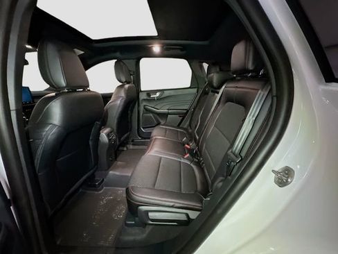 New 2026 Ford Escape ST-Line w/ Tech Pack #1 image 15