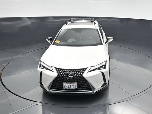 Used 2020 Lexus UX 250h w/ Premium Package AWD/4WD image 32