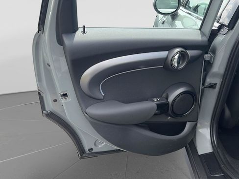 Used 2023 MINI Cooper S FWD image 17