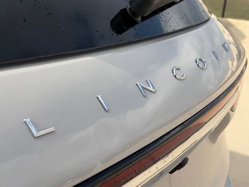 Used 2020 Lincoln Corsair Reserve w/ Elements Package image 12