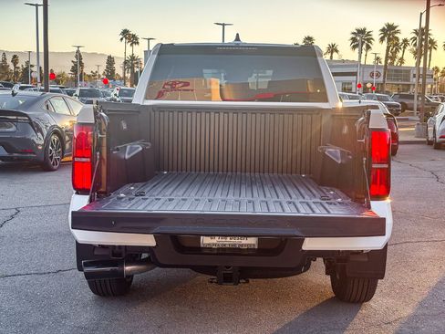 New 2026 Toyota Tacoma SR5 image 13