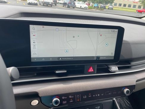 New 2027 Kia Carnival EX FWD image 20