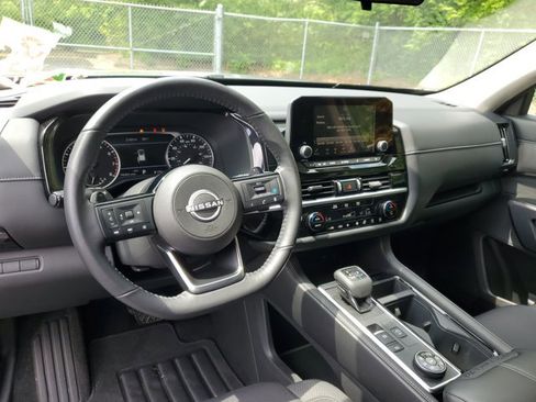 Certified 2022 Nissan Pathfinder SV AWD/4WD image 7