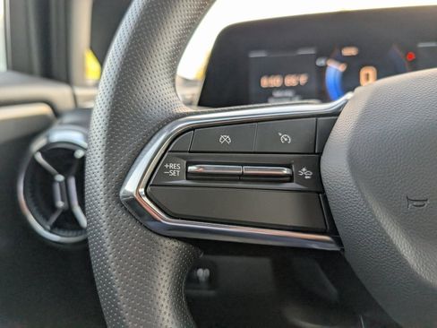 New 2026 Chevrolet Equinox EV LT image 16