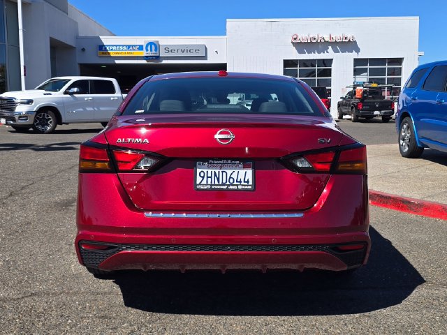 Used 2023 Nissan Altima 2.5 SV FWD image 5