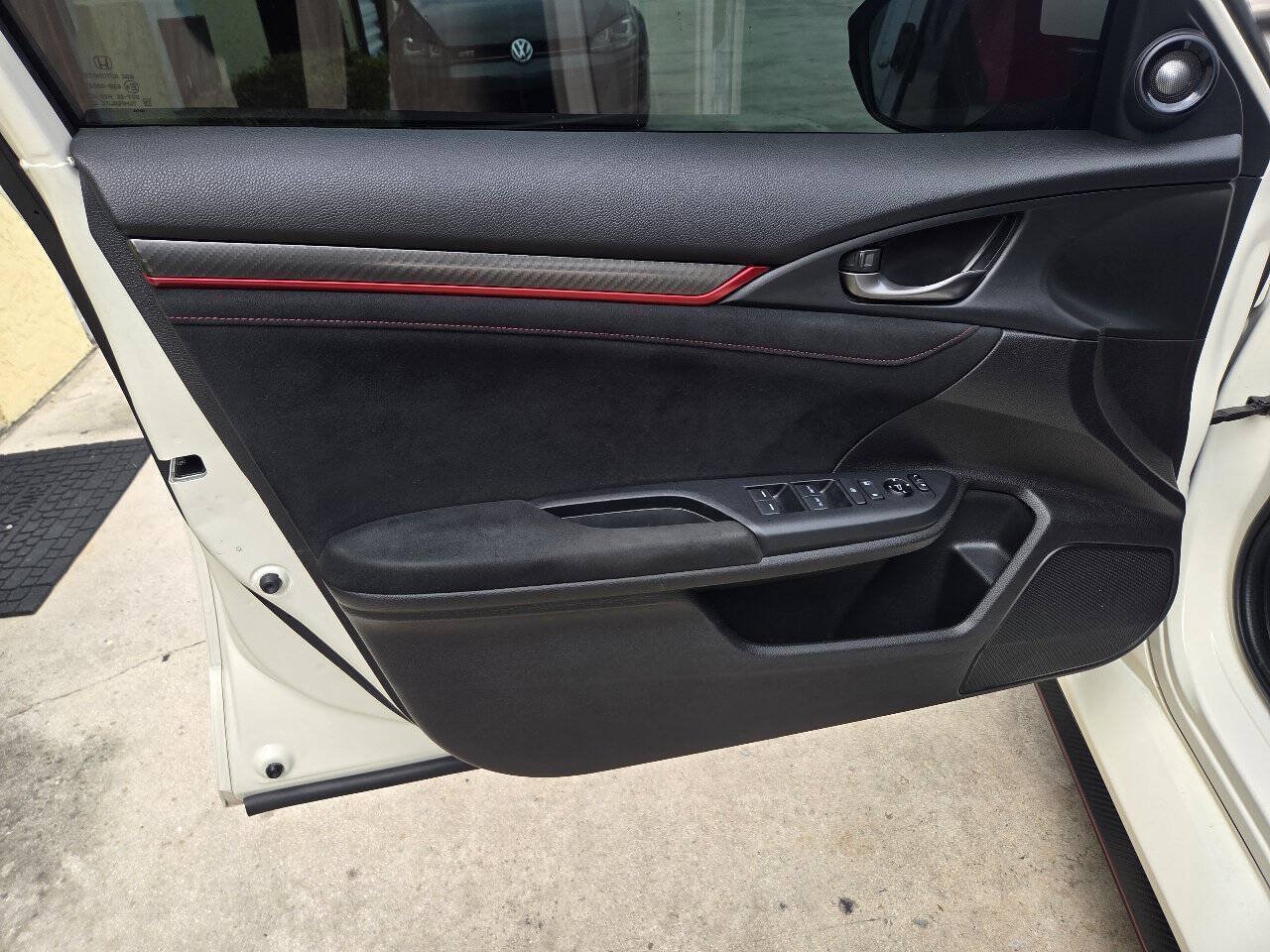 Used 2019 Honda Civic Type R image 7