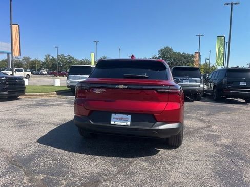 New 2026 Chevrolet Equinox EV LT image 4